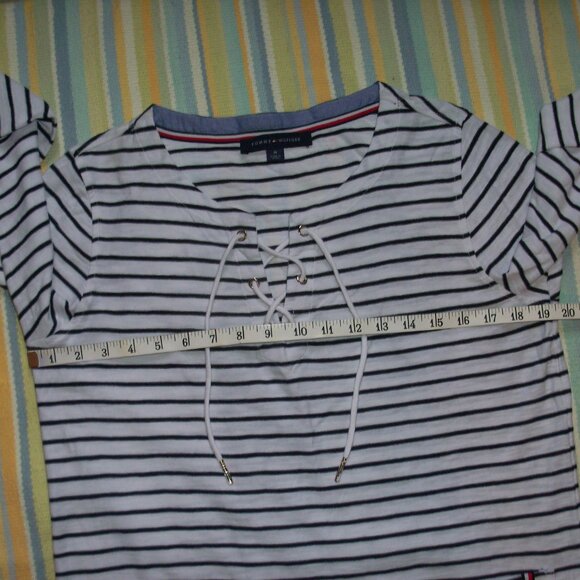 Tommy Hilfiger striped nautical top size Medium  Great condition! - Picture 9 of 12
